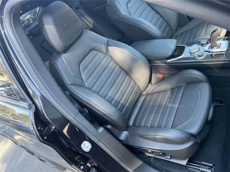 2023 Alfa Romeo Stelvio Estrema AwdImage 26
