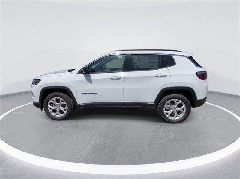 2024 Jeep Compass Latitude 4x4Image 5