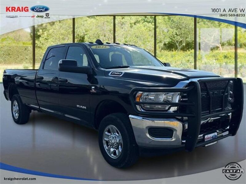 2022 Ram 2500 Tradesman photo 3