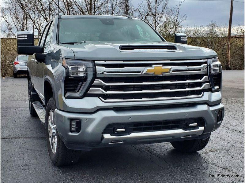 Used 2024 Chevrolet Silverado 2500HD High Country