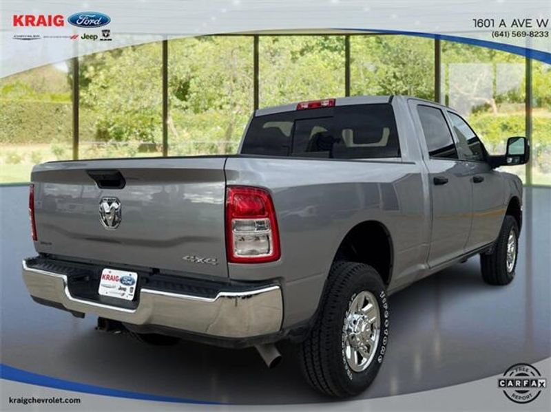 2024 Ram 2500 Tradesman photo 4