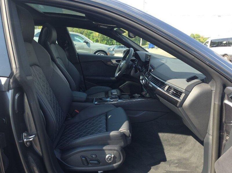 2025 Audi S5 Premium Plus photo 8