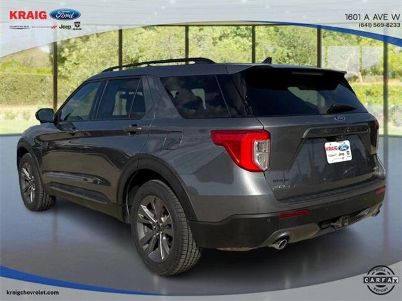 2022 Ford Explorer XLT photo 4