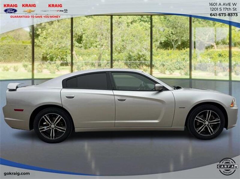 2014 Dodge Charger R/T photo 4