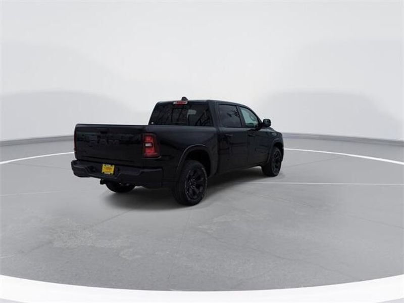 2025 RAM 1500 Big Horn Crew Cab 4x2 5