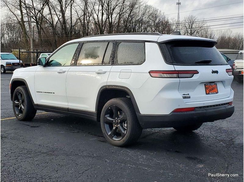 New 2025 Jeep Grand Cherokee L Altitude X 4x4