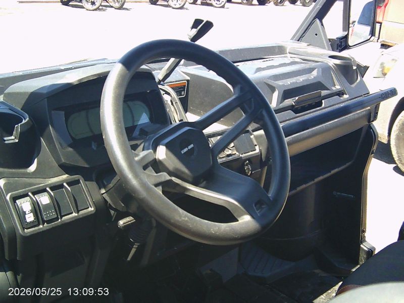 USED 2024 CAN-AM DEFENDER MAX LONE STAR HD10 Image 8