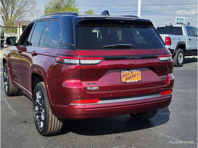 New 2026 Jeep Grand Cherokee Summit 4x4
