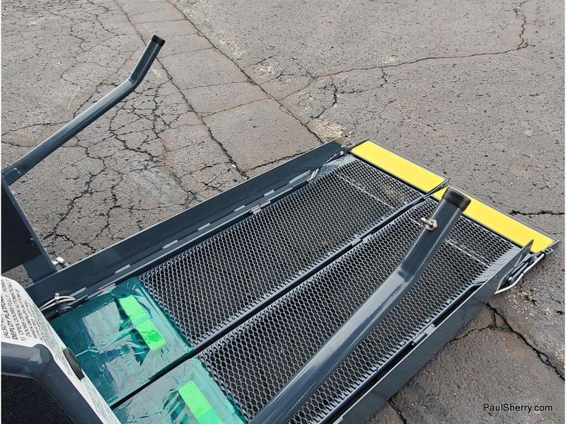 New 2026 RAM Promaster 2500 Slt+ Window Van High Roof 159' Wb