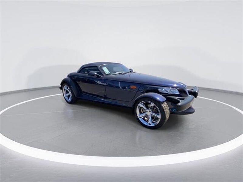 2001 Plymouth Prowler BaseImage 2