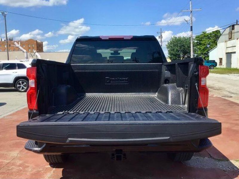 Used 2022 Chevrolet Silverado 1500 LTD CustomImage 7