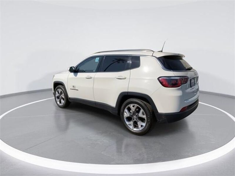 2019 Jeep Compass LimitedImage 6