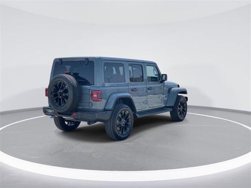 2024 Jeep Wrangler 4-door Sahara 4xeImage 8