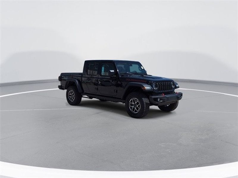 2024 Jeep Gladiator Rubicon 4x4Image 2