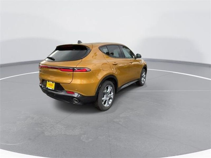 New 2024 Dodge Hornet R/T Plus EawdImage 8