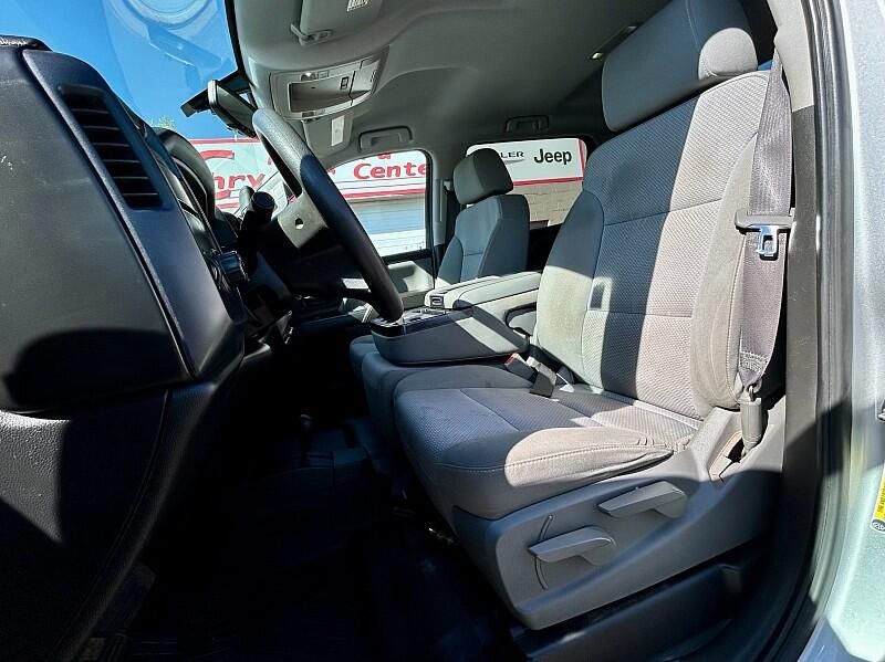 2017 Chevrolet Silverado 1500 LS photo 10