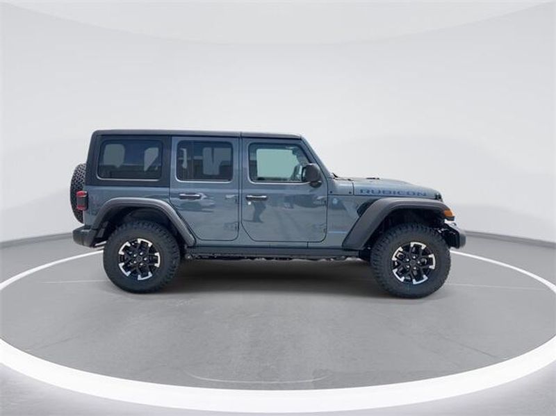 2024 Jeep Wrangler 4-door Rubicon 4xeImage 9