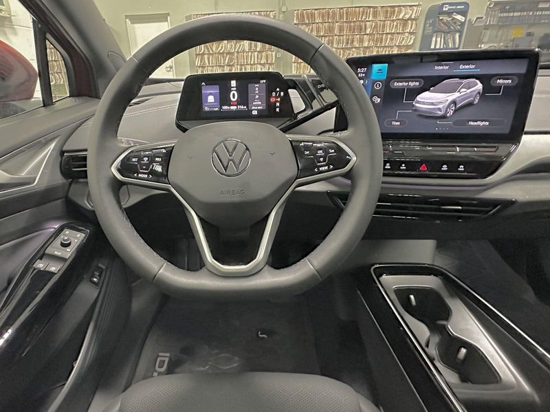 2023 Volkswagen ID.4 Pro S w/ Panoramic RoofImage 19