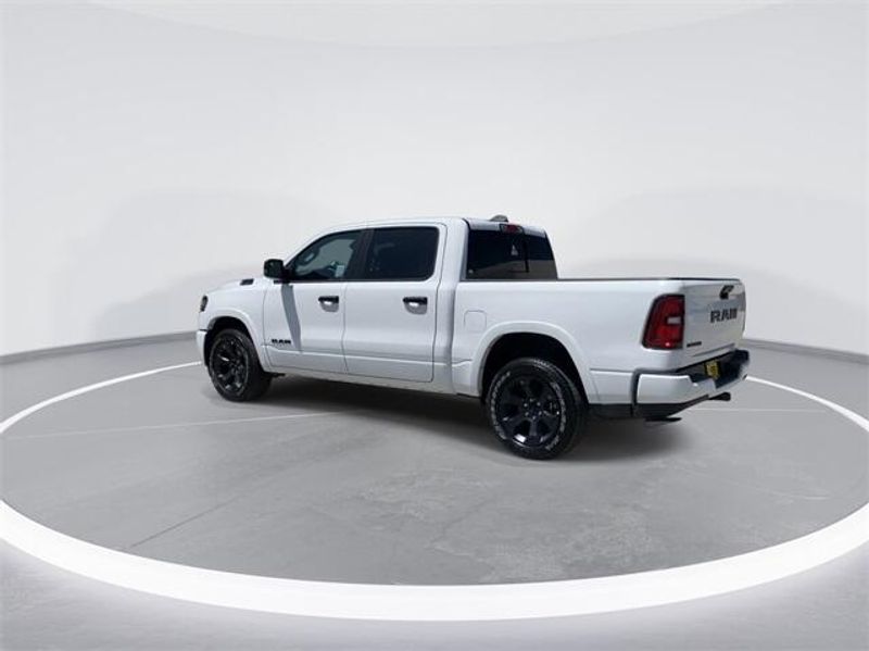 2025 RAM 1500 Big Horn Crew Cab 4x2 5