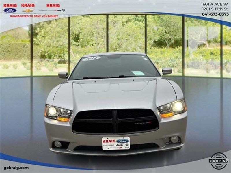 2014 Dodge Charger R/T photo 2