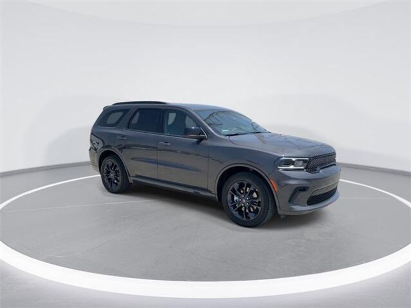 2024 Dodge Durango SXT RwdImage 2