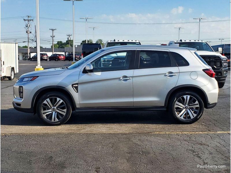 Used 2025 Mitsubishi Outlander Sport SE