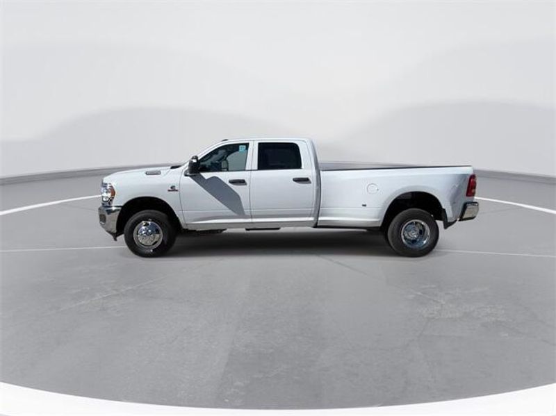 2024 RAM 3500 Tradesman Crew Cab 4x4 8