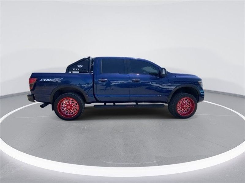 2021 Nissan Titan PRO-4XImage 9