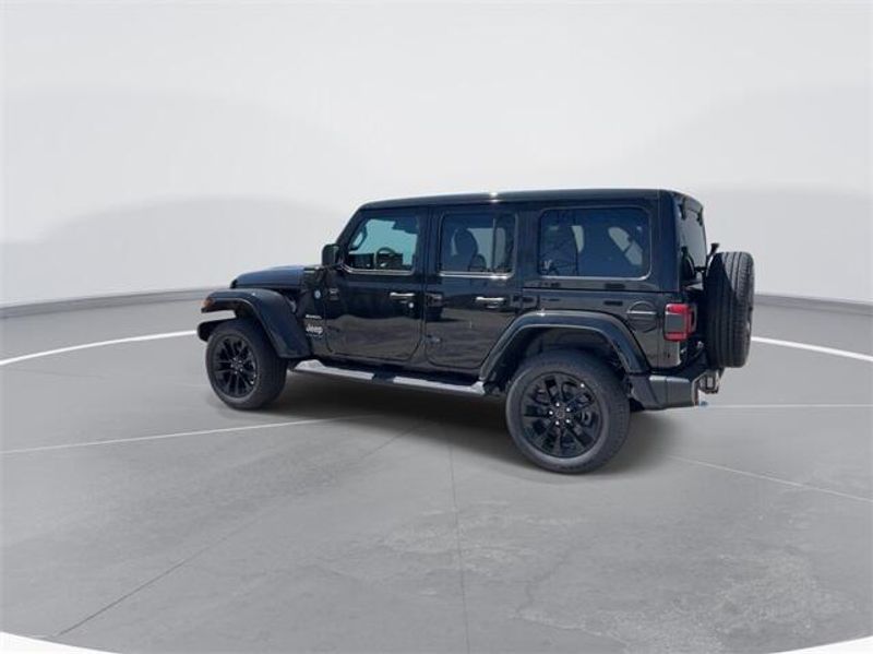 2024 Jeep Wrangler 4-door Sahara 4xeImage 6