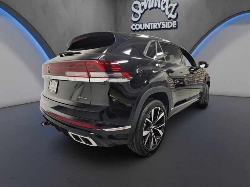 Used 2025 Volkswagen Atlas Cross Sport SEL Premium R-Line w/Sunroof/NavImage 14