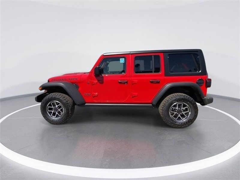 2024 Jeep Wrangler 4-door RubiconImage 5