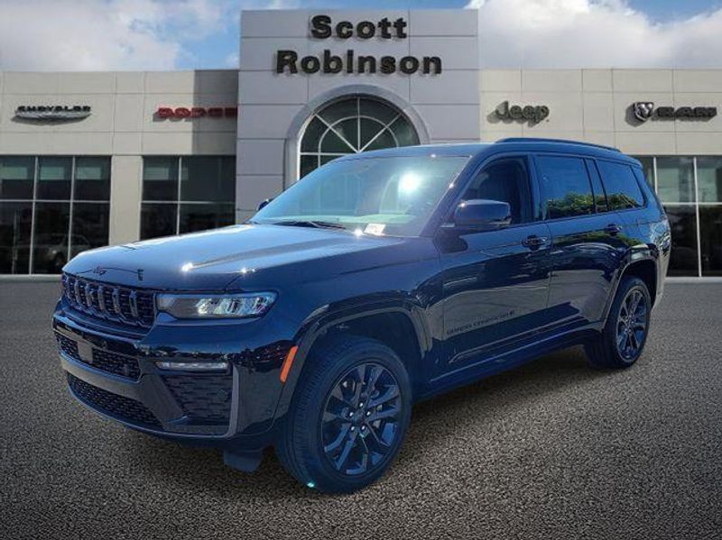 New 2026 Jeep Grand Cherokee L Limited Reserve 4x4
