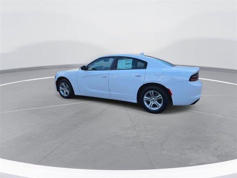 2023 Dodge Charger SXT RwdImage 6