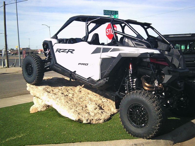 NEW 2026 POLARIS RZR PRO R 4 ULTIMATE Image 6