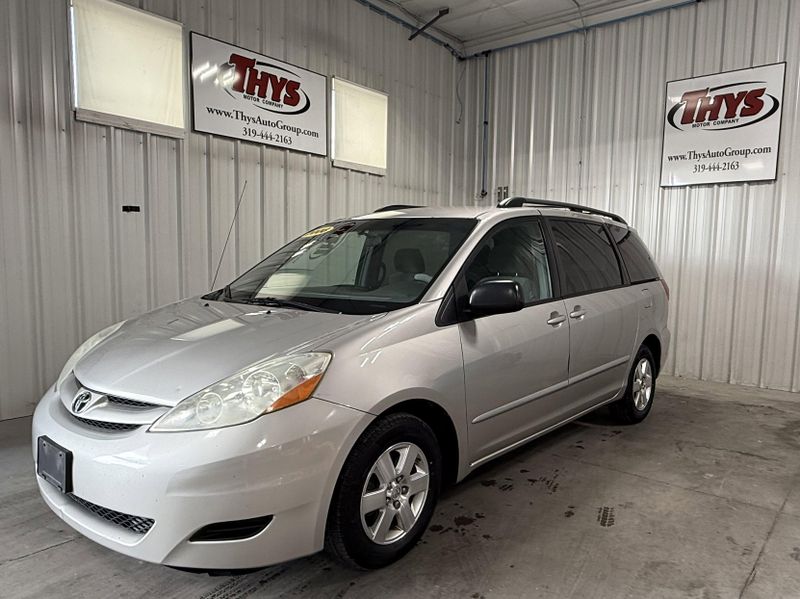 Used 2008 Toyota Sienna LEImage 17