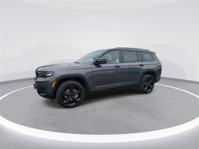 2023 Jeep Grand Cherokee L AltitudeImage 4