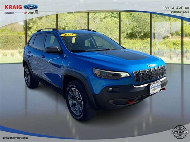 2021 Jeep Cherokee Trailhawk photo 3