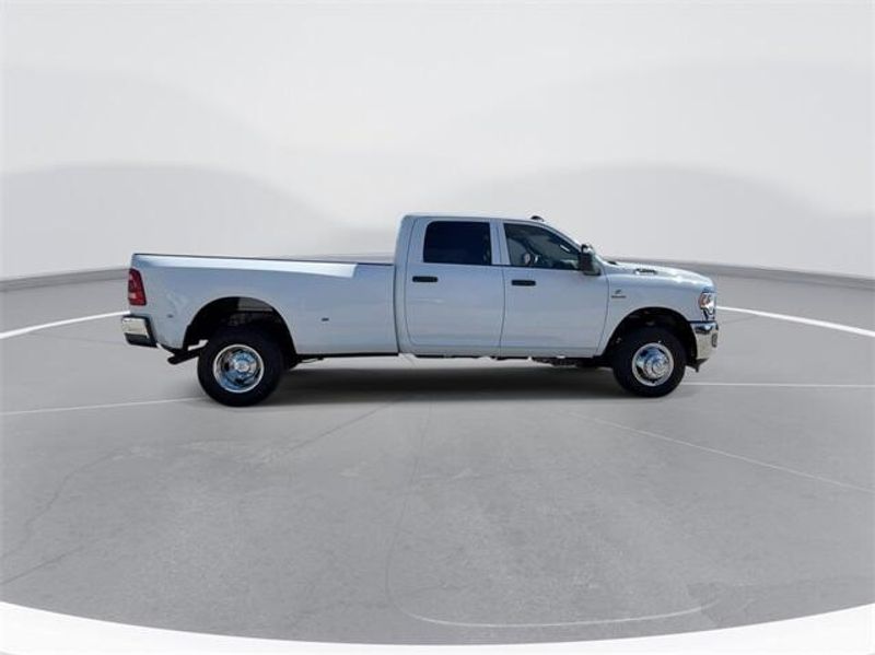 2024 RAM 3500 Tradesman Crew Cab 4x4 8