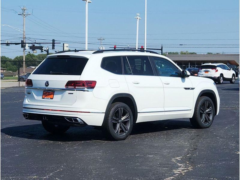 Used 2021 Volkswagen Atlas 3.6L V6 SE w/Technology R-Line