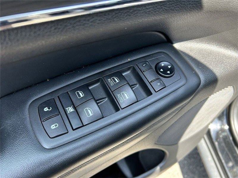 2021 Jeep Grand Cherokee LimitedImage 14