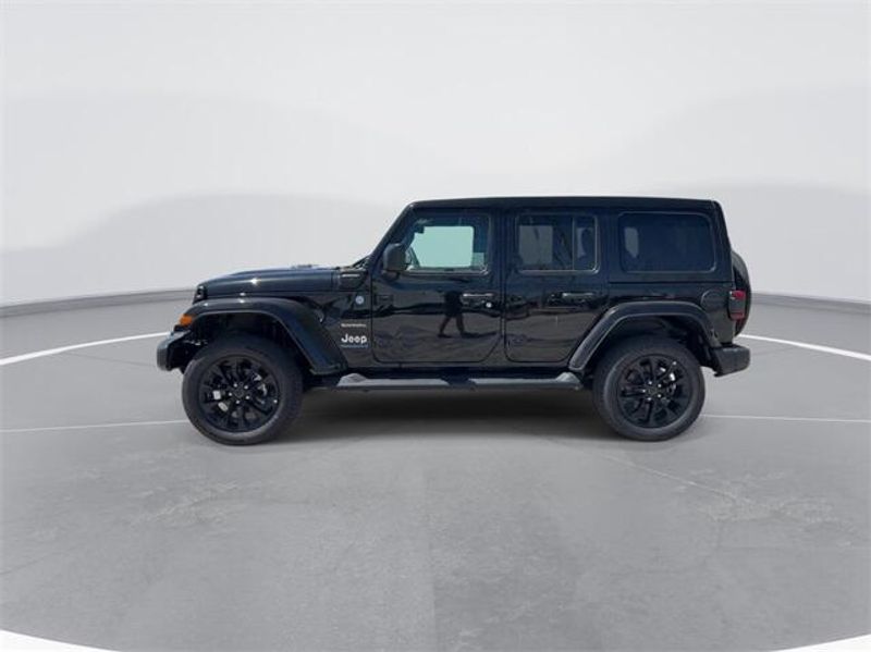 2024 Jeep Wrangler 4-door Sahara 4xeImage 5