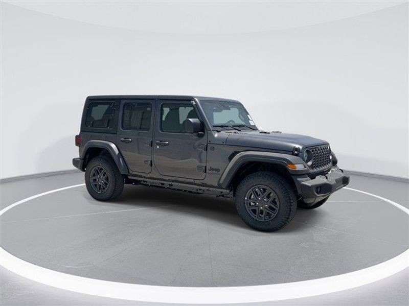 2024 Jeep Wrangler 4-door Sport SImage 2