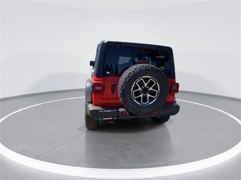 2024 Jeep Wrangler 4-door RubiconImage 7