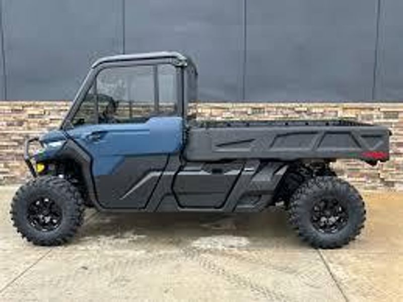 2025 Can-Am DEFENDER PRO LIMITED CAB HD10 DUSTY NAVY Image 1