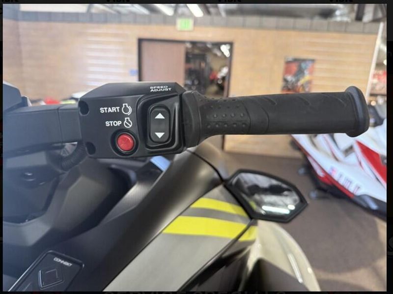 New 2025 Yamaha GP HO W&sol;AUDIO Image 9