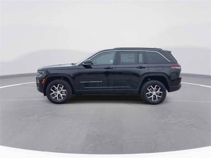 2024 Jeep Grand Cherokee Limited 4x2 in a Diamond Black Crystal Pearl Coat exterior color and Global Blackinterior. McPeek