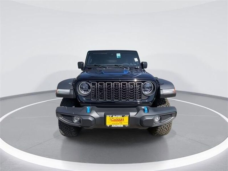 2024 Jeep Wrangler 4-door Rubicon 4xeImage 3