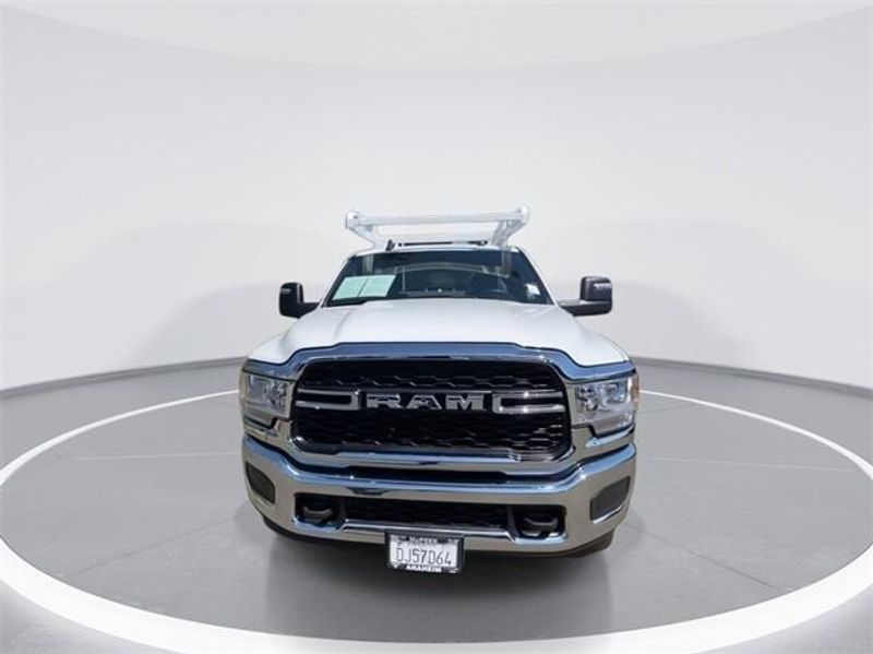 2023 RAM 2500 TradesmanImage 3