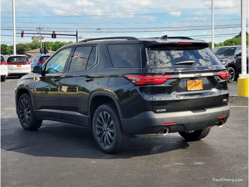 Used 2022 Chevrolet Traverse RS