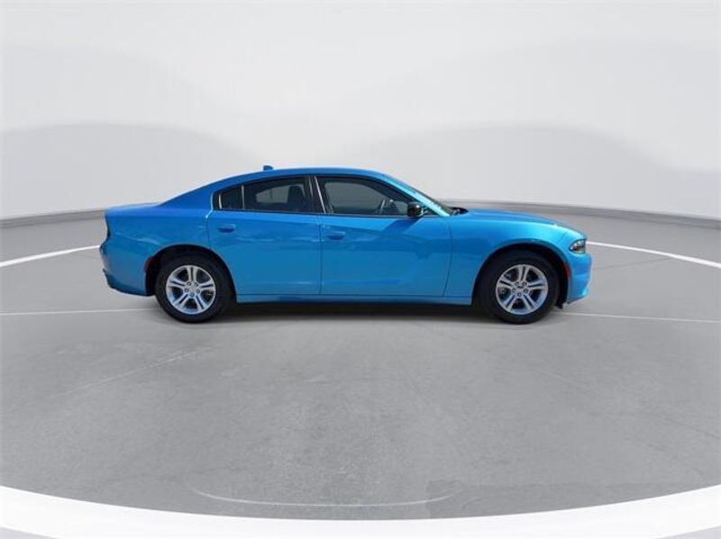 2023 Dodge Charger SXT RwdImage 9